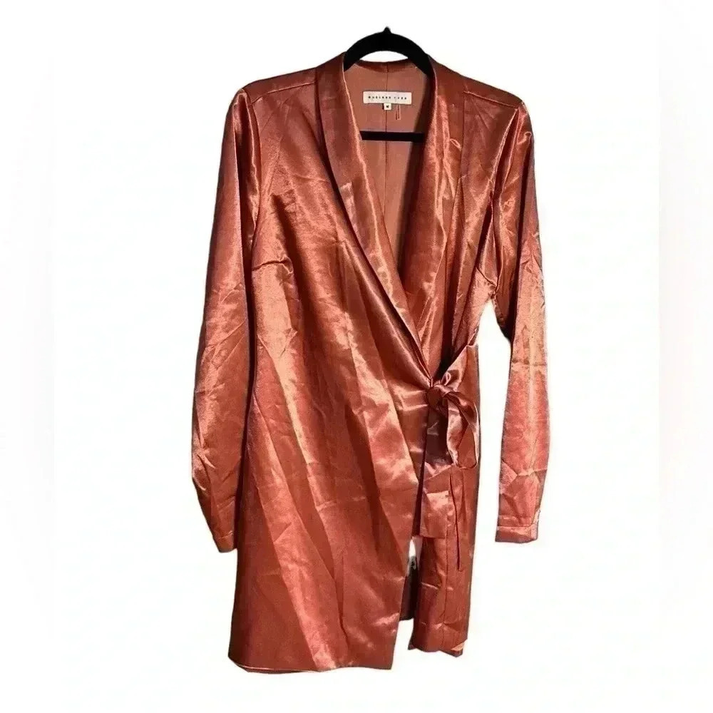 $125 Endless Rose Women's Red Satin Wrap Jacket Tie Shawl Collar Dress Size M - Picture 4 of 8